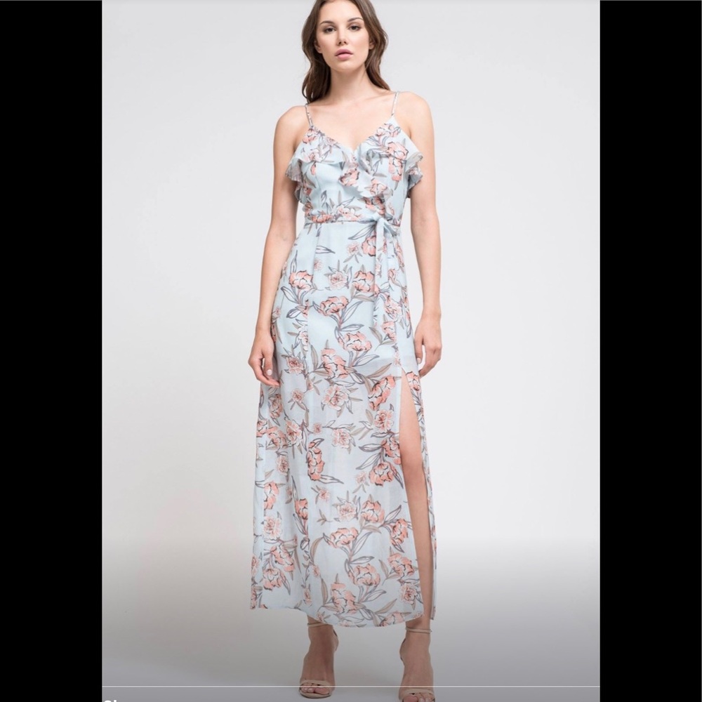 Just One Answer Layered Summer Dress. Sz M NWT